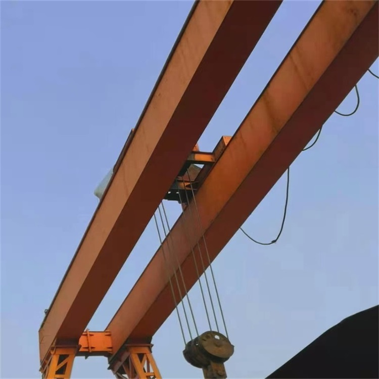 起重機(jī).jpg